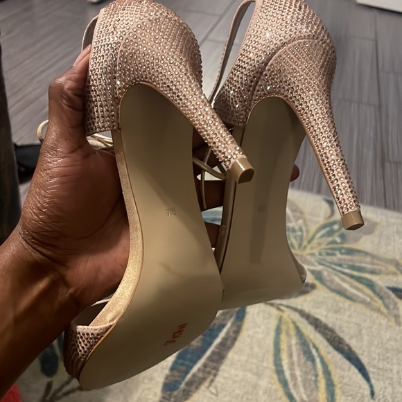 Steve Madden - Picture 3 of 4